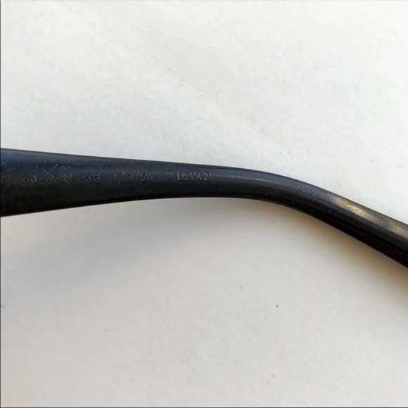 Louis Vuitton Iris PM Sunglasses - Picture 7 of 7